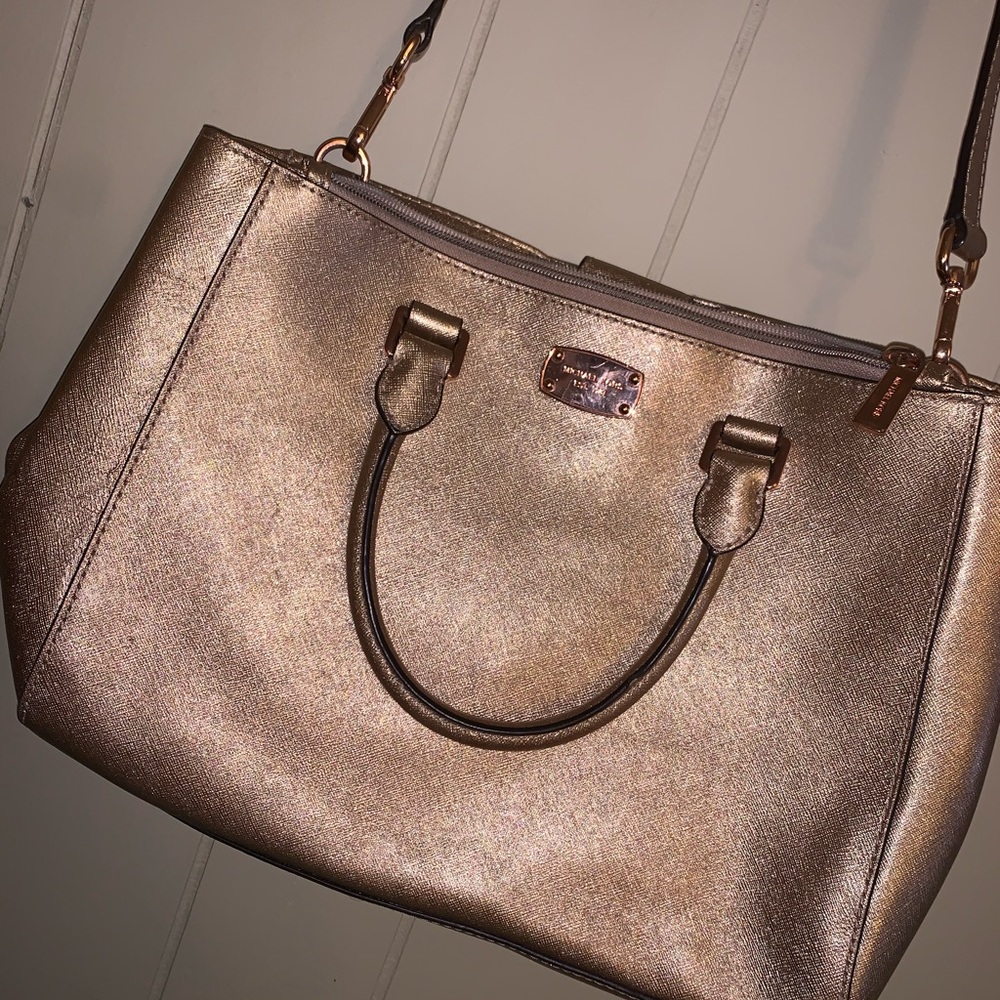 Michael Kors Rose Gold Purse - Picture 2 of 5